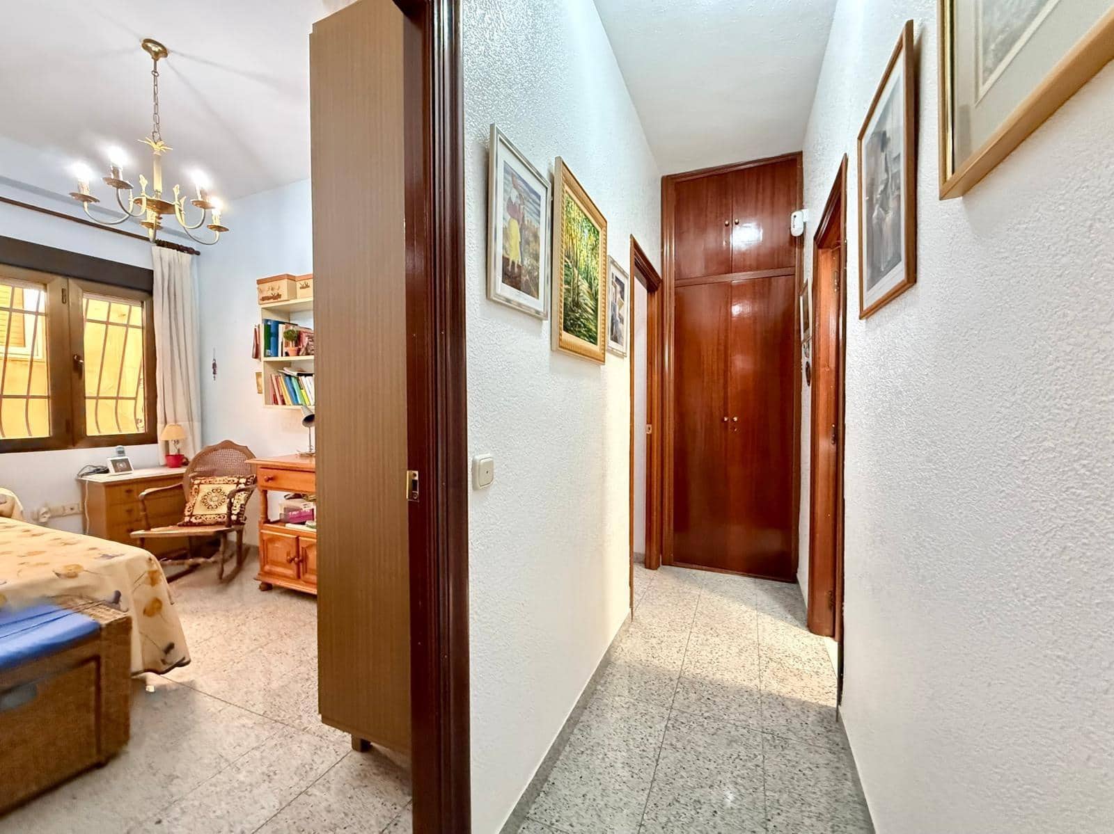 3 sovrum Lägenhet till salu i Almeria stad - 160 000 € (Ref: 9326600)