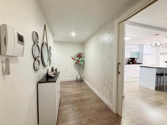 3 soveværelse Lejlighed til salg i El Parador de las Hortichuelas, Roquetas de Mar - € 165.000 (Ref: 9338436)