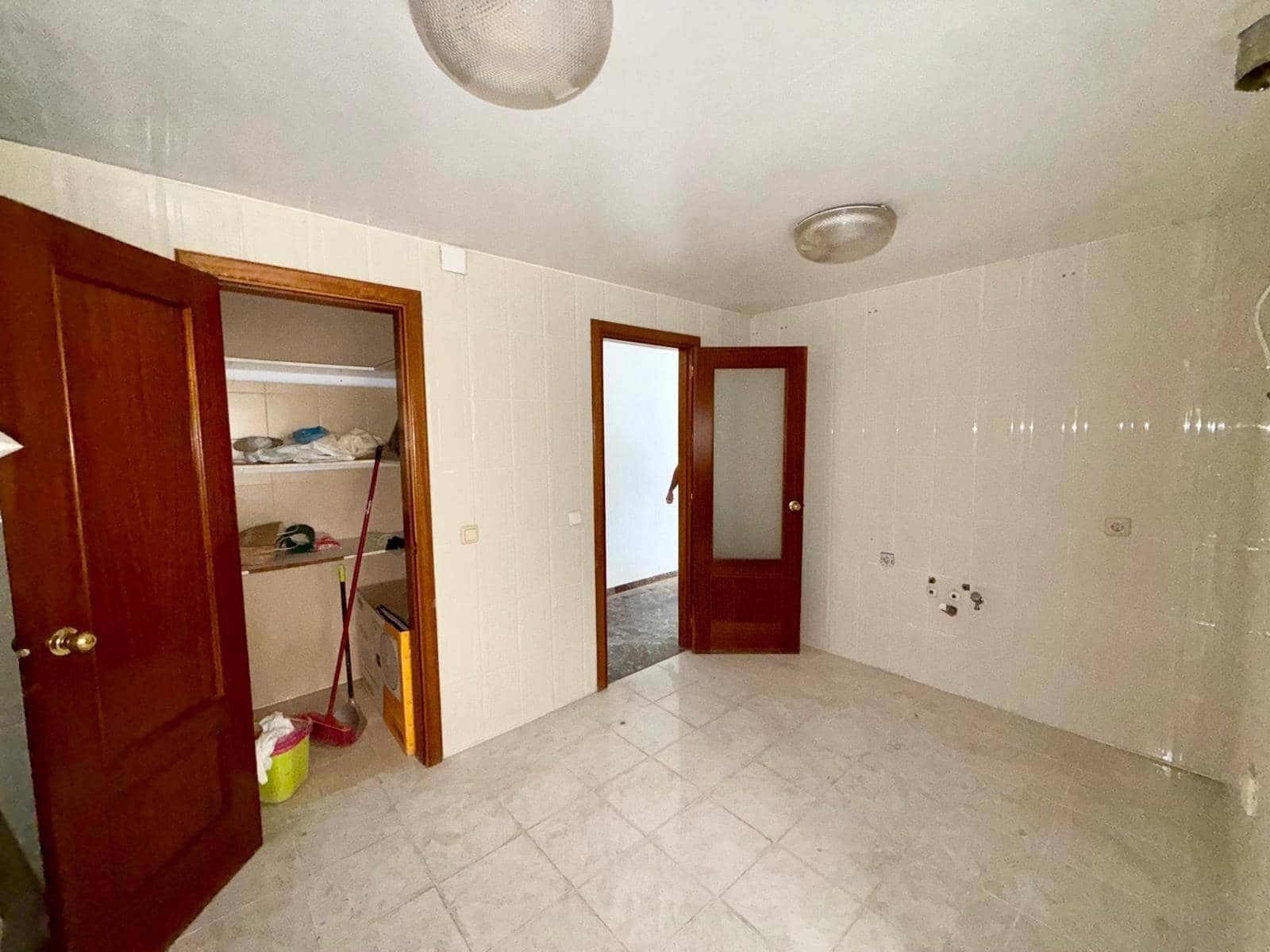 4 slaapkamer Flat te koop in Almeria stad - € 228.000 (Ref: 9355986)