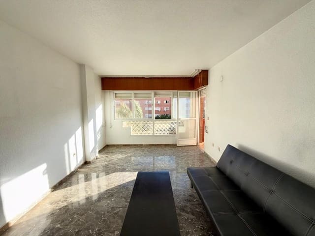 4 sovrum Lägenhet till salu i Almería stad - 228 000 € (Ref: 9355986)