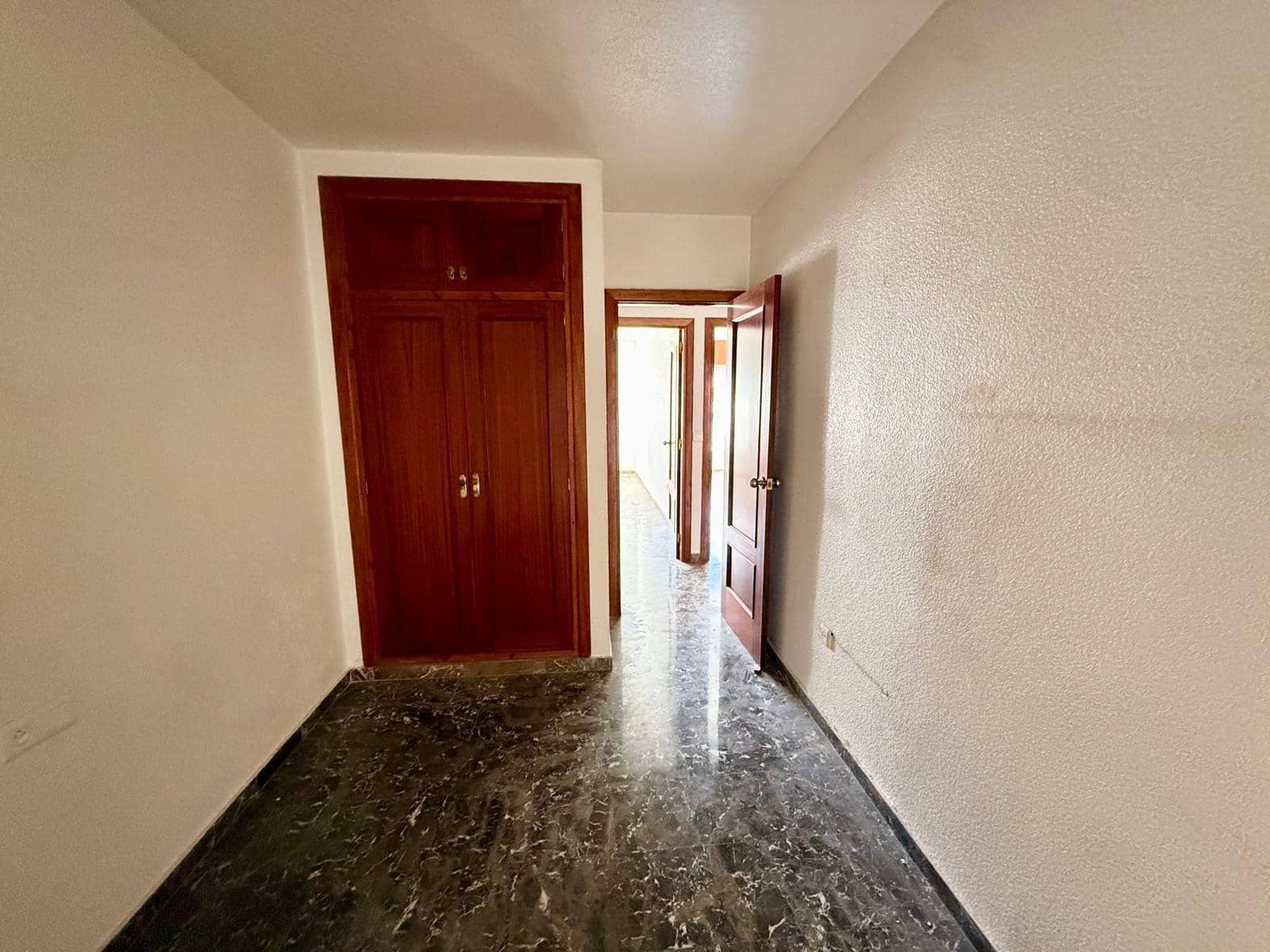 4 quarto Apartamento para venda em Almeria cidade - 228 000 € (Ref: 9355986)