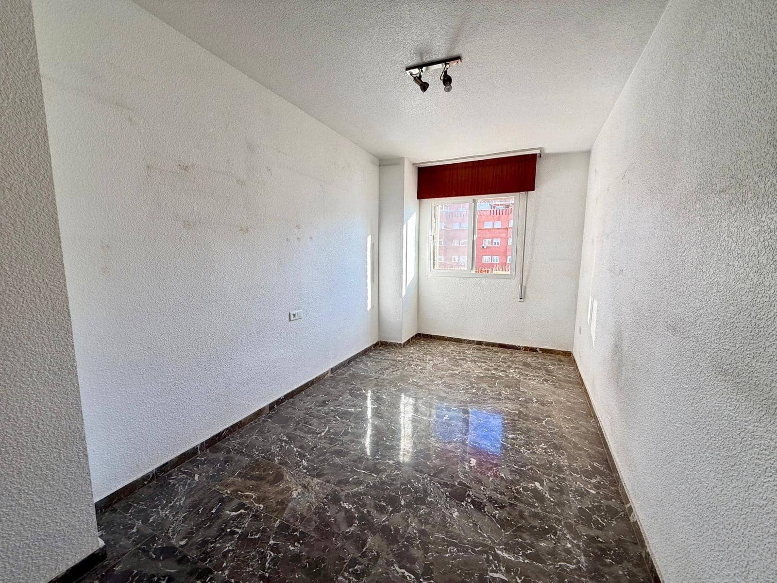 4 quarto Apartamento para venda em Almeria cidade - 228 000 € (Ref: 9355986)