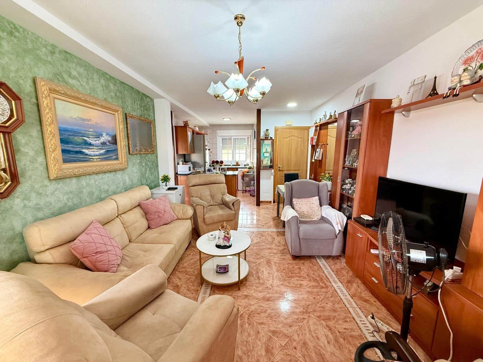 2 sovrum Lägenhet till salu i Almeria stad med pool - 165 000 € (Ref: 9355987)