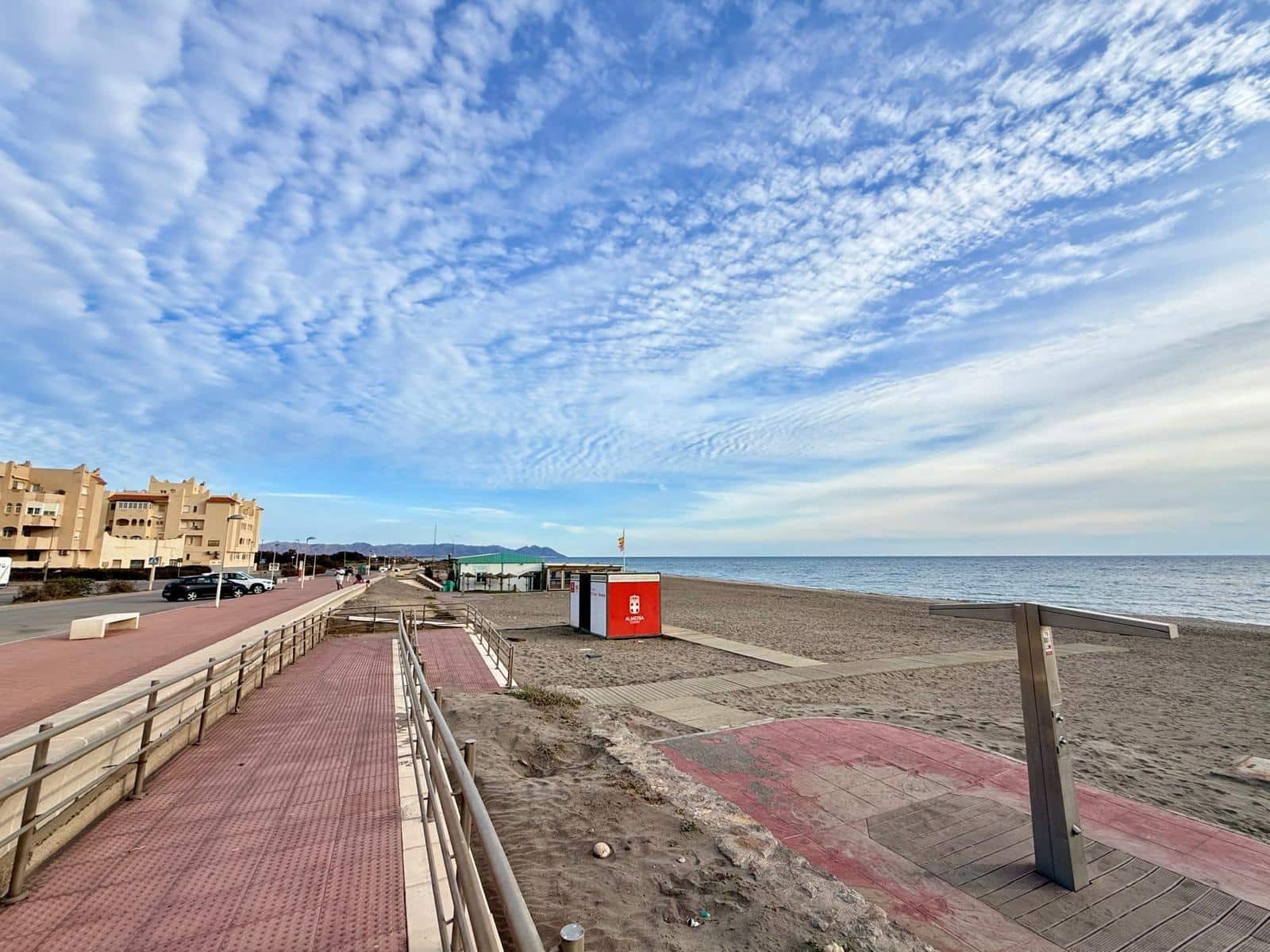 2 sovrum Lägenhet till salu i Almeria stad med pool - 165 000 € (Ref: 9355987)