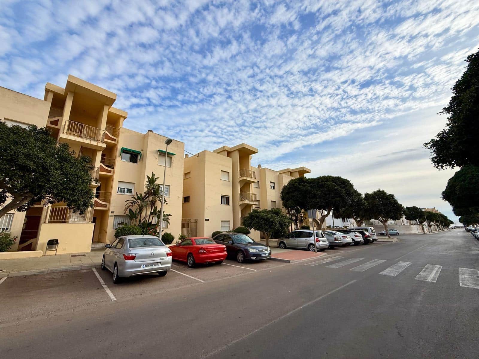 2 sovrum Lägenhet till salu i Almeria stad med pool - 165 000 € (Ref: 9355987)