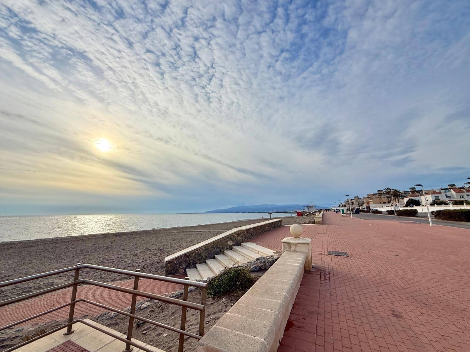 2 sovrum Lägenhet till salu i Almeria stad med pool - 165 000 € (Ref: 9355987)