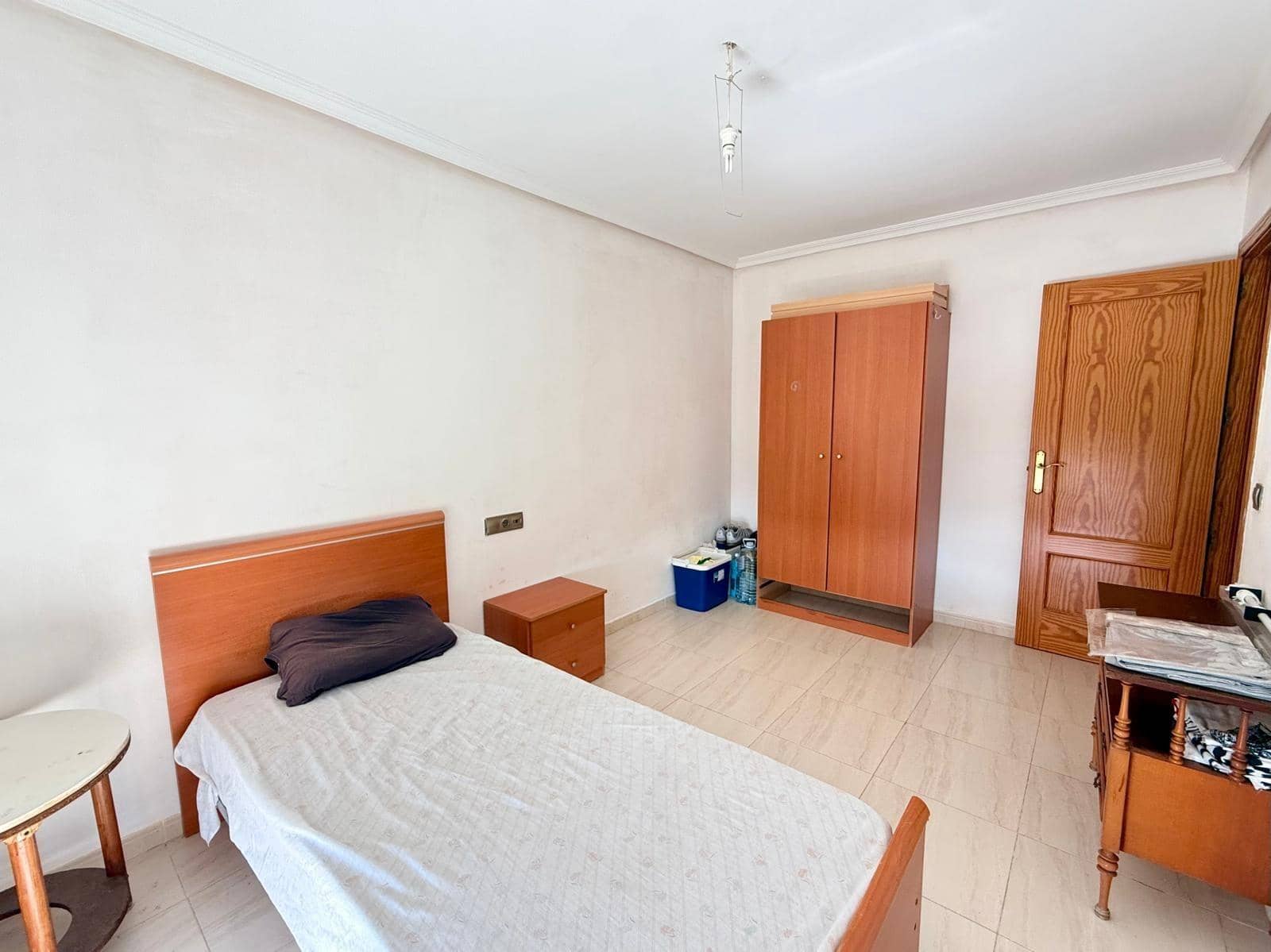 3 bedroom Flat for sale in El Parador de las Hortichuelas - € 160,000 (Ref: 9367376)