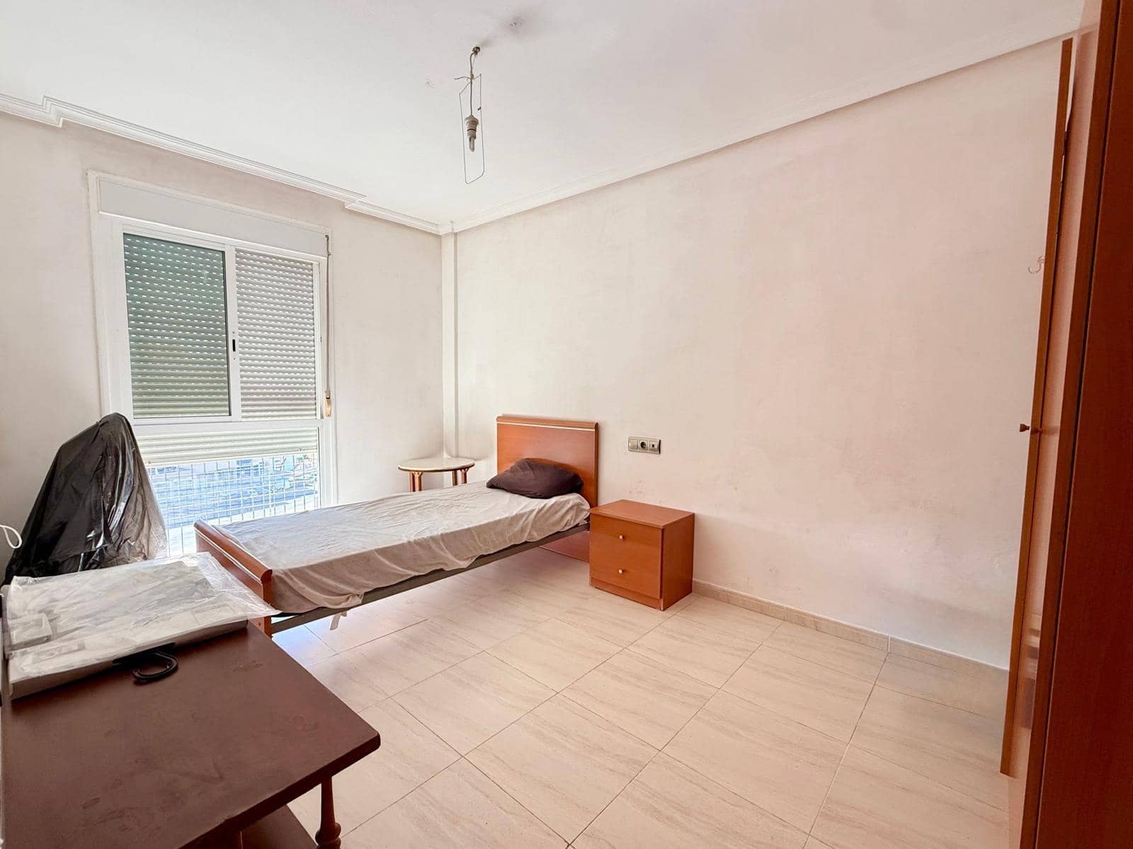 3 bedroom Flat for sale in El Parador de las Hortichuelas - € 160,000 (Ref: 9367376)