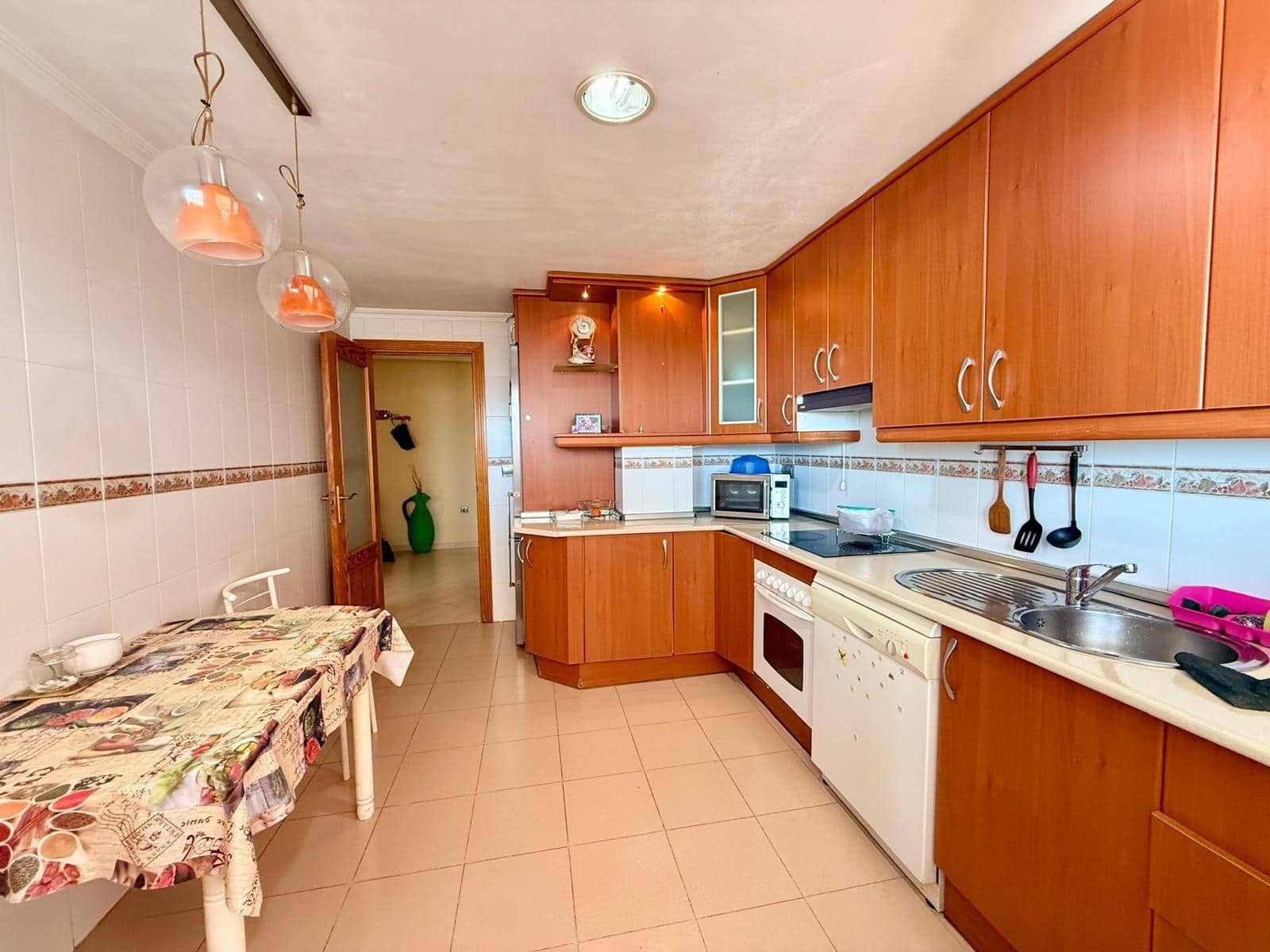 3 bedroom Flat for sale in El Parador de las Hortichuelas - € 160,000 (Ref: 9367376)