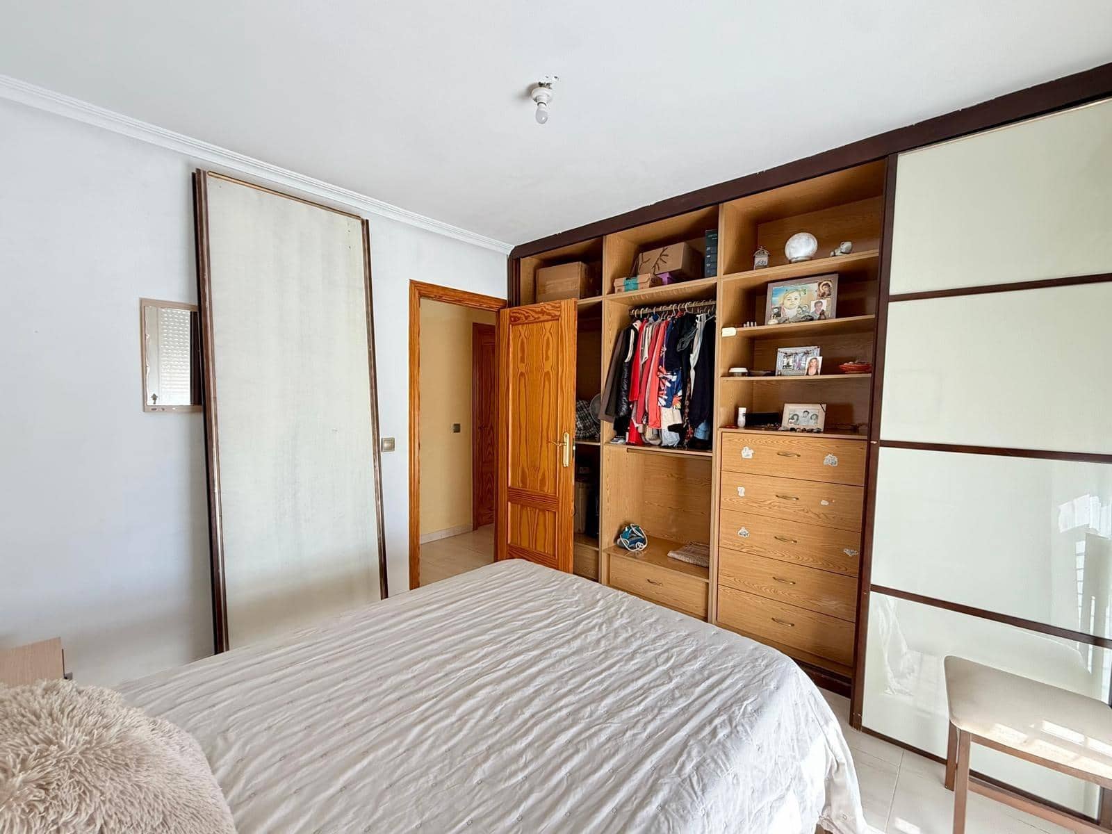 3 bedroom Flat for sale in El Parador de las Hortichuelas - € 160,000 (Ref: 9367376)