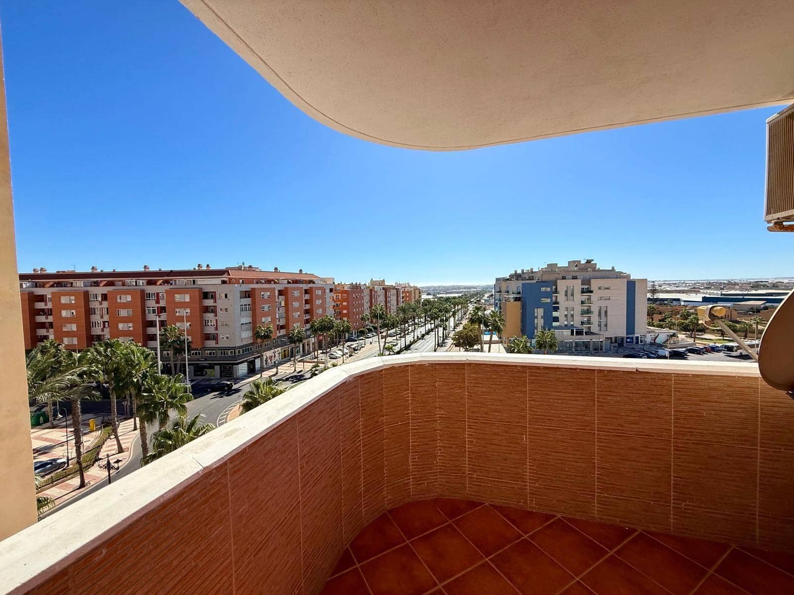 3 bedroom Flat for sale in El Parador de las Hortichuelas - € 160,000 (Ref: 9367376)