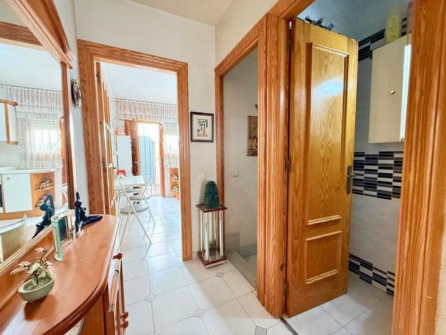 4 makuuhuone Rivitalo myytävänä paikassa Aguadulce (Almeria), Roquetas de Mar mukana 
autotalli - 330 000 € (Ref: 9379219)