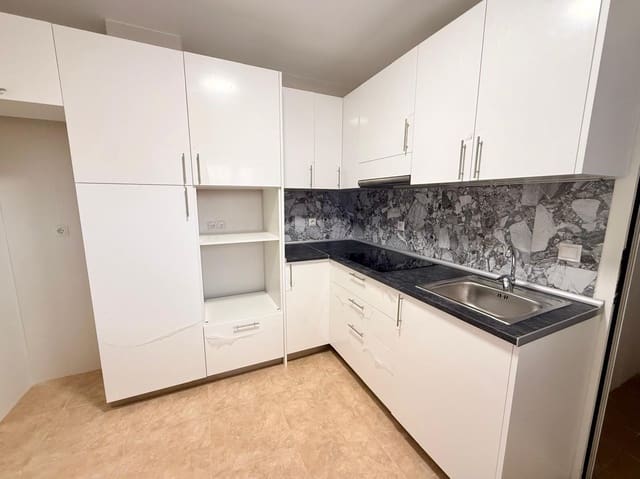 2 chambre Appartement à vendre à Roquetas de Mar - 122 000 € (Ref: 9398630)