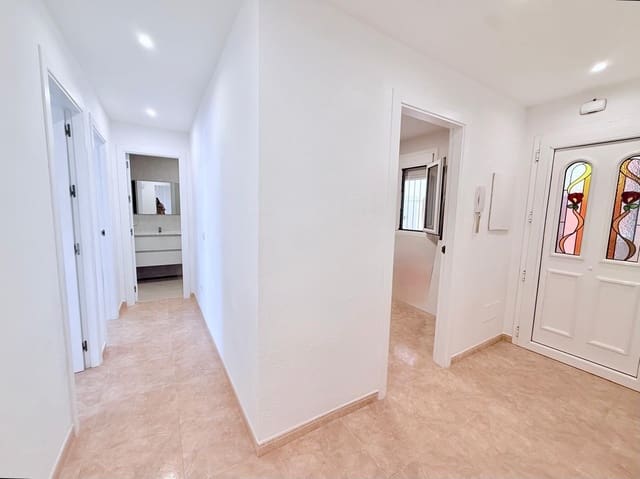 2 chambre Appartement à vendre à Roquetas de Mar - 122 000 € (Ref: 9398630)