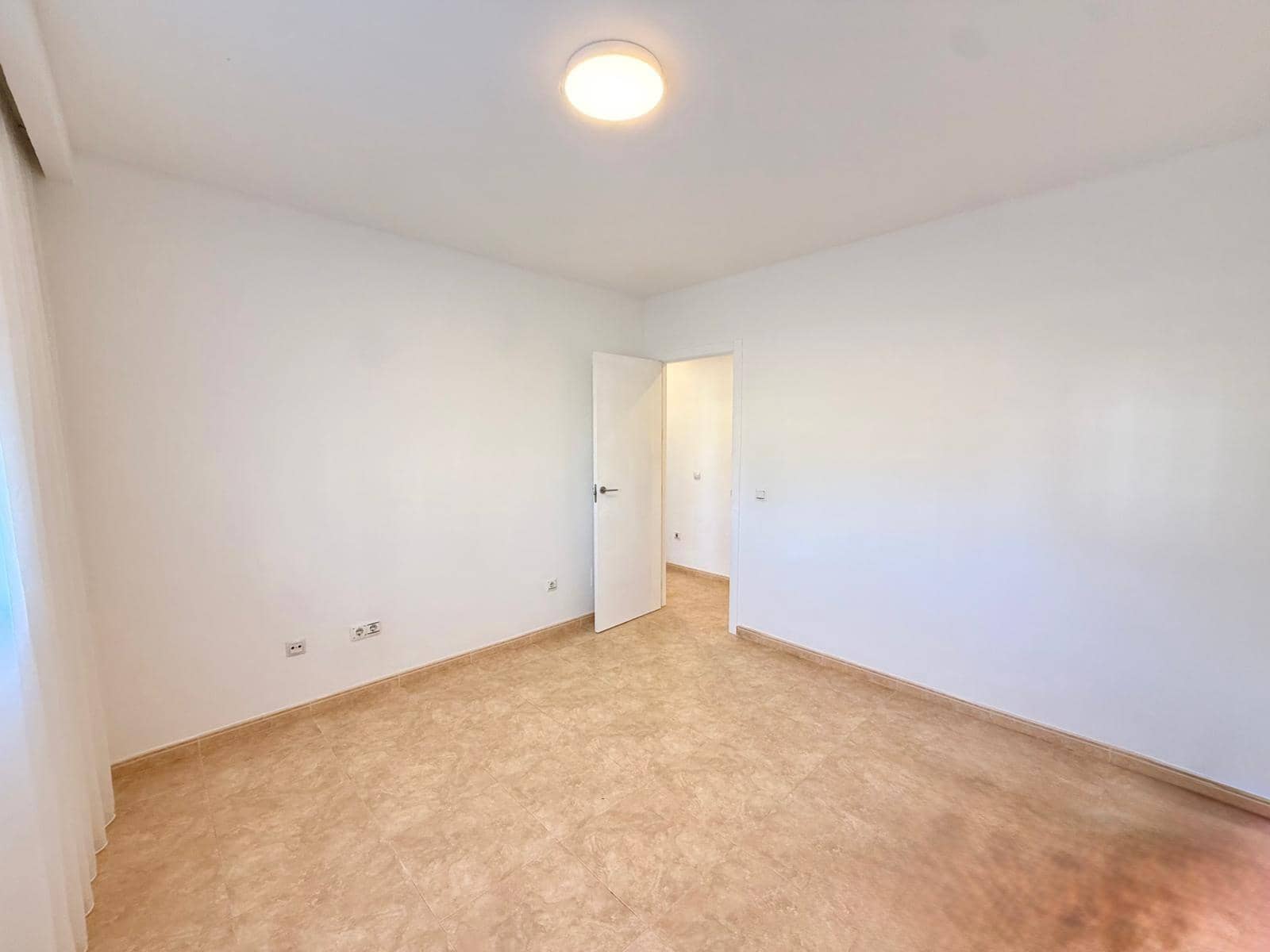 2 chambre Appartement à vendre à Roquetas de Mar - 122 000 € (Ref: 9398630)