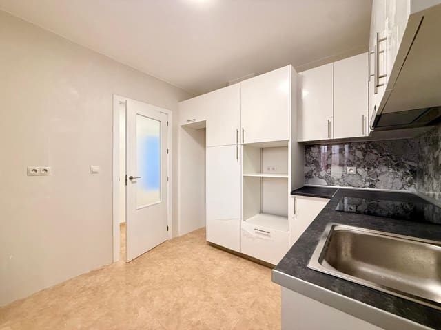 2 chambre Appartement à vendre à Roquetas de Mar - 122 000 € (Ref: 9398630)