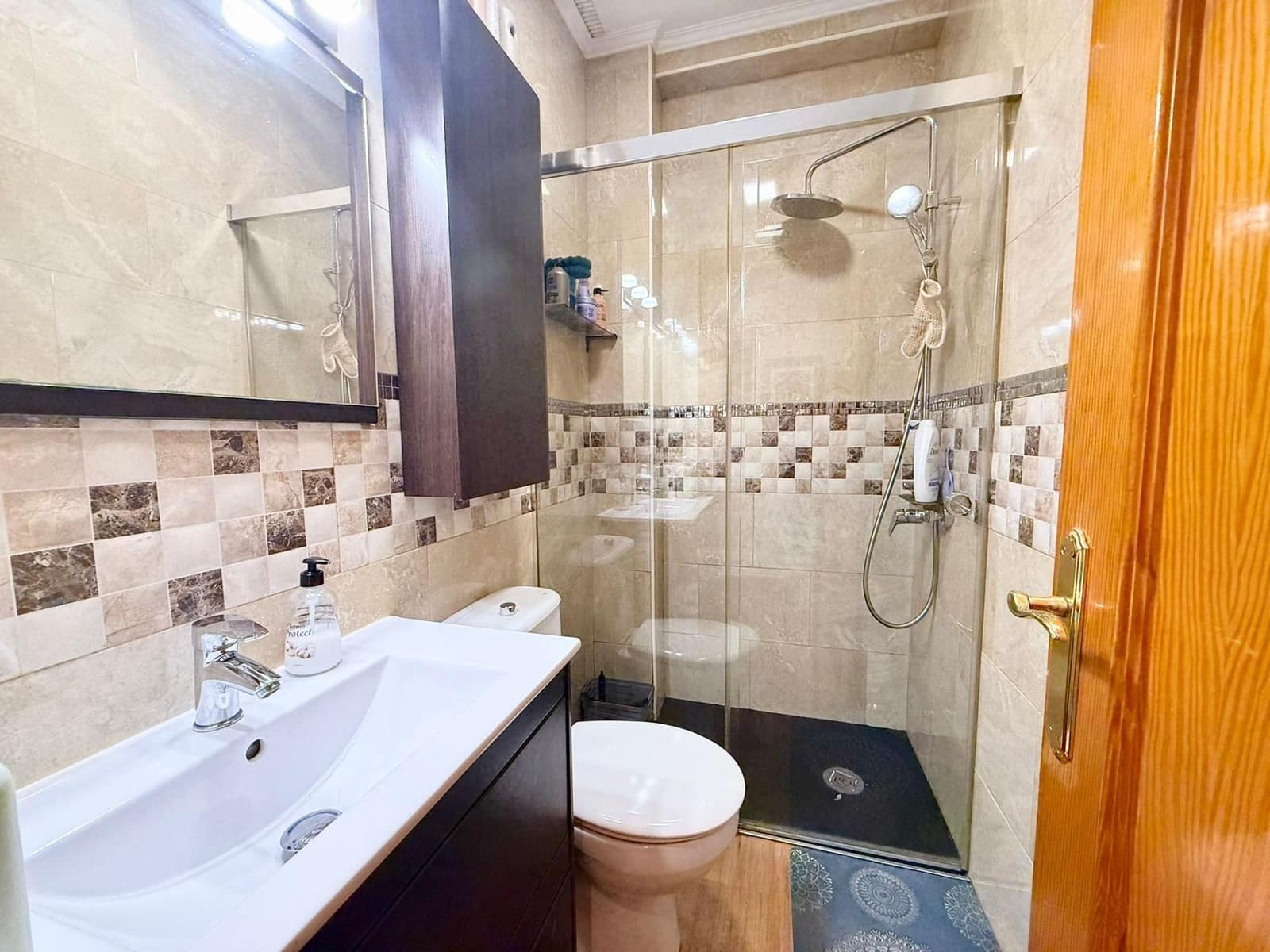 4 quarto Moradia em Banda para venda em Roquetas de Mar com garagem - 335 000 € (Ref: 9417881)