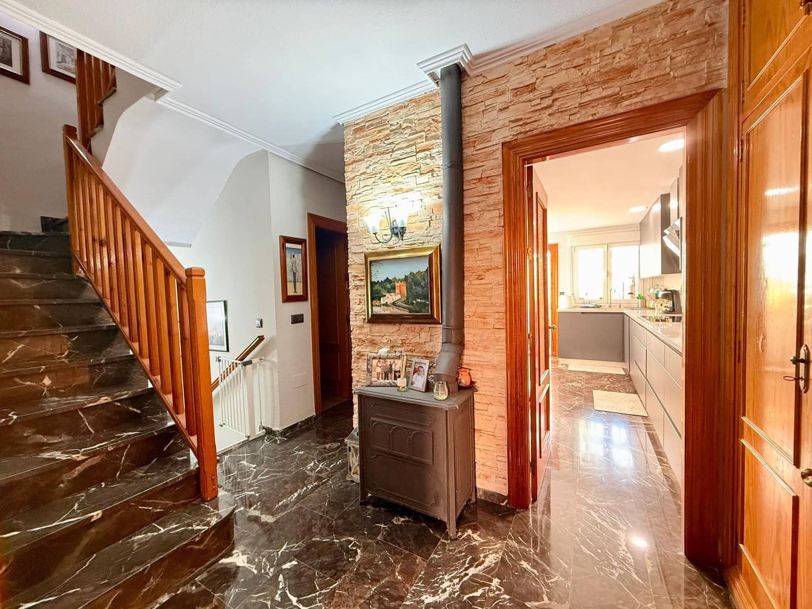 4 quarto Moradia em Banda para venda em Roquetas de Mar com garagem - 335 000 € (Ref: 9417881)