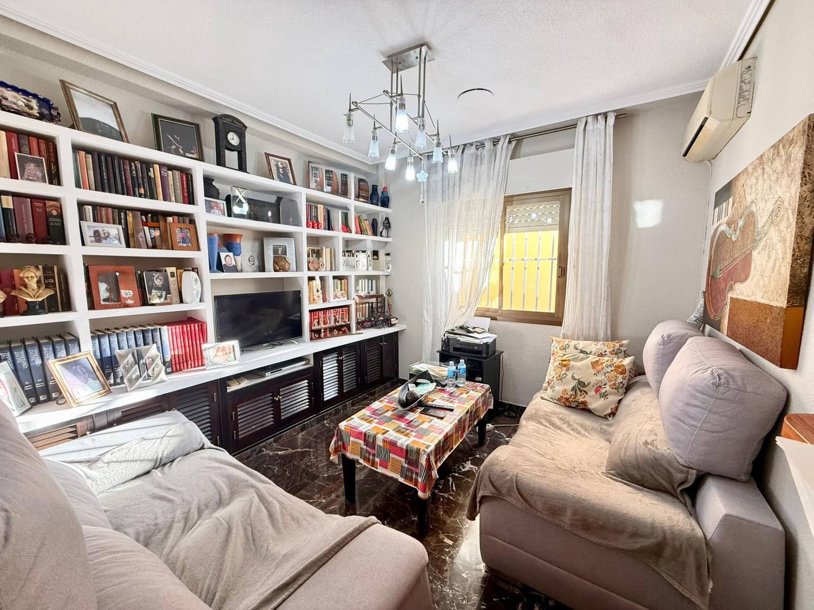 4 quarto Moradia em Banda para venda em Roquetas de Mar com garagem - 335 000 € (Ref: 9417881)