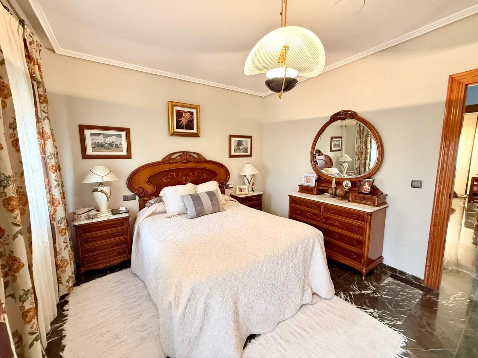 4 quarto Moradia em Banda para venda em Roquetas de Mar com garagem - 335 000 € (Ref: 9417881)