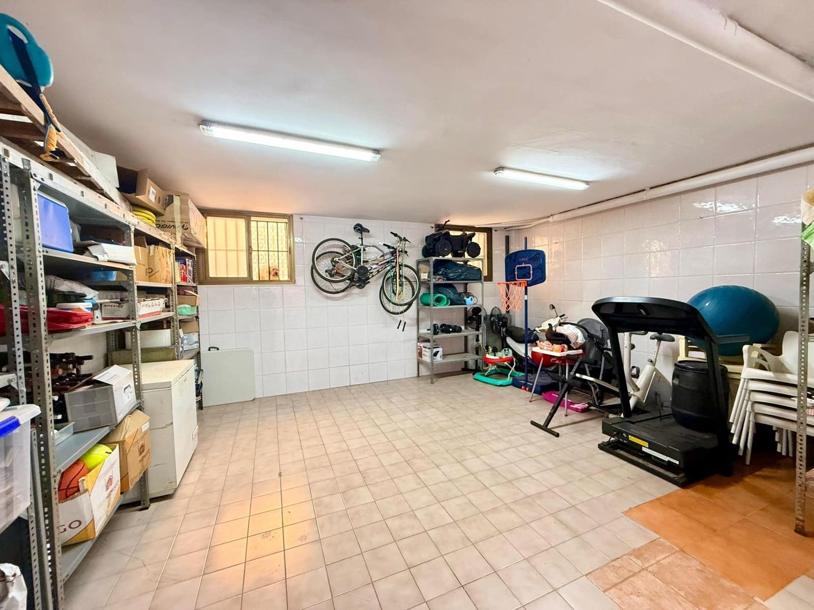 4 quarto Moradia em Banda para venda em Roquetas de Mar com garagem - 335 000 € (Ref: 9417881)