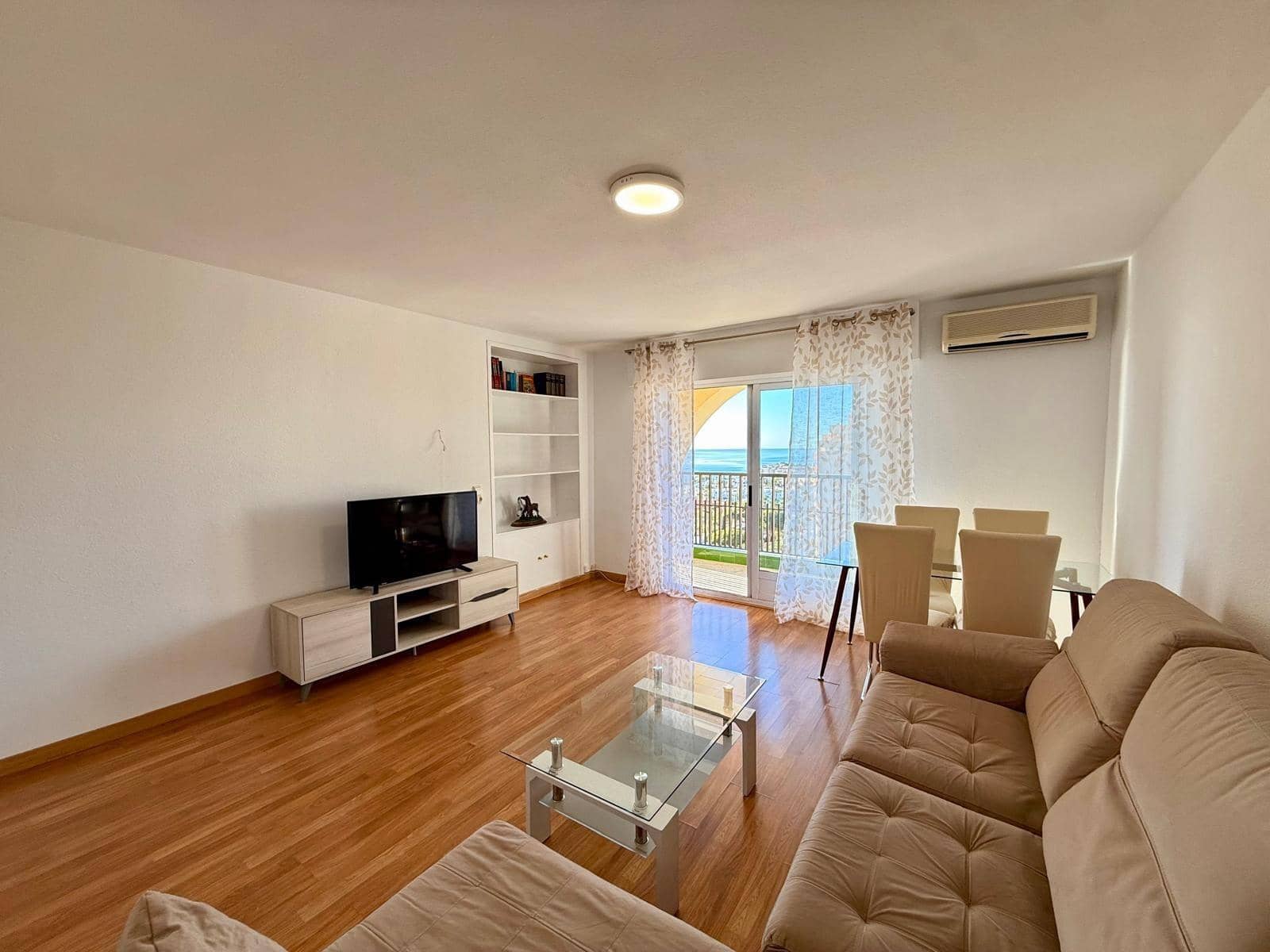 3 bedroom Flat for sale in Aguadulce (Almeria) with pool - € 263,000 (Ref: 9427395)