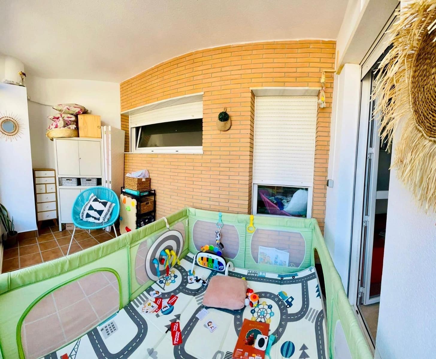 2 soveværelse Lejlighed til salg i Roquetas de Mar med garage - € 165.000 (Ref: 9446503)