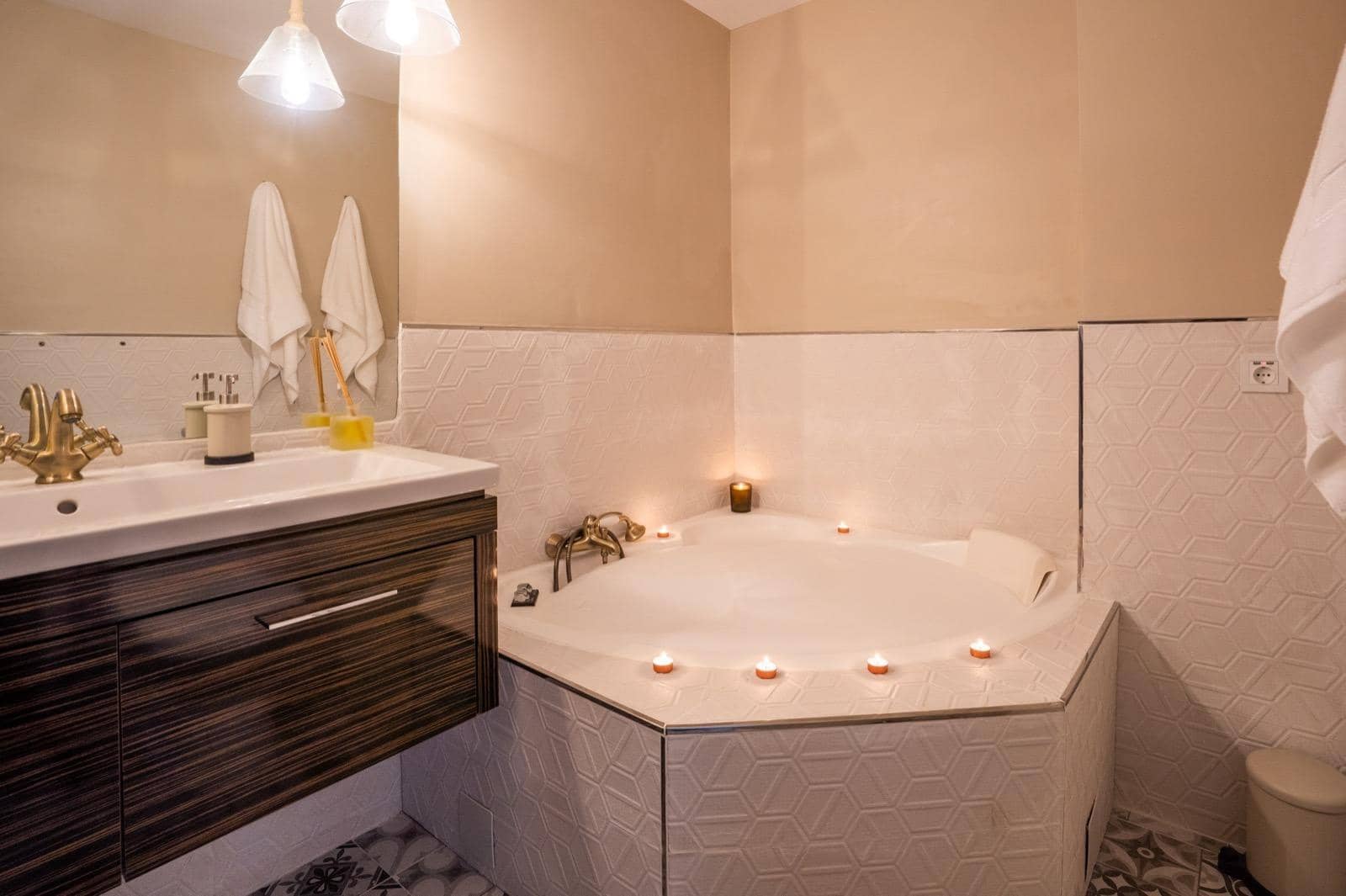 3 soveværelse Lejlighed til salg i Aguadulce (Almeria) med swimmingpool garage - € 385.000 (Ref: 9446504)