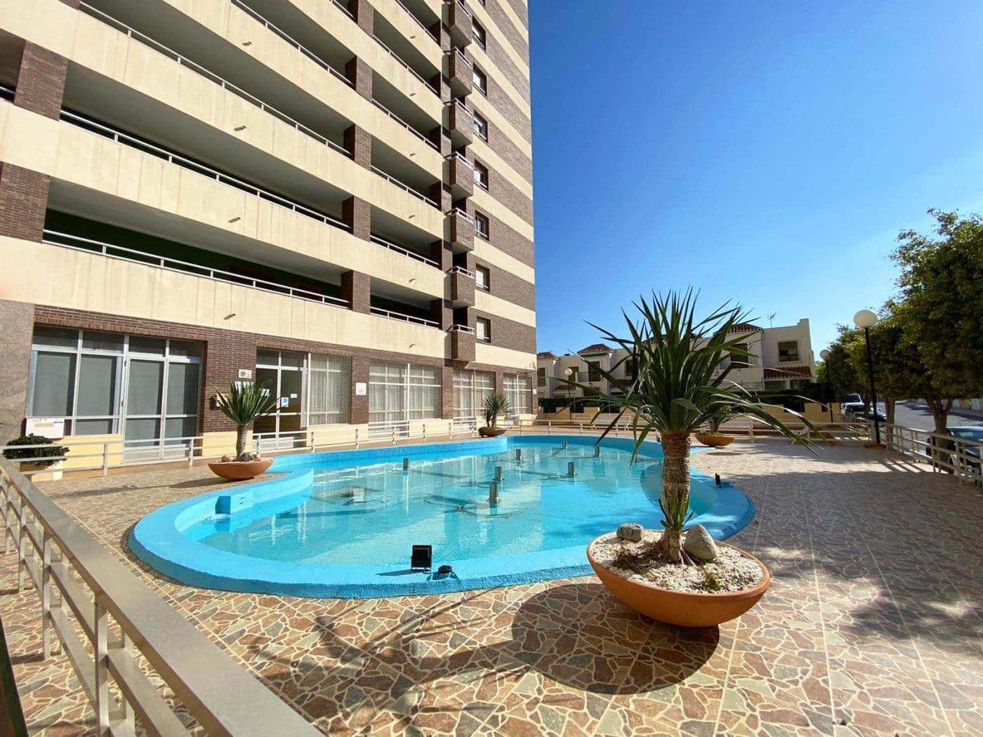 3 slaapkamer Flat te koop in Aguadulce (Almeria) met zwembad - € 385.000 (Ref: 9456444)