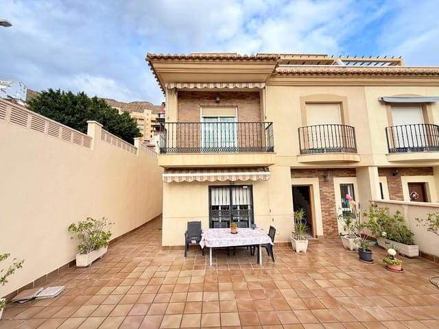 4 makuuhuone Huoneisto myytävänä paikassa Aguadulce (Almeria), Roquetas de Mar mukana uima-altaan - 299 000 € (Ref: 9468562)