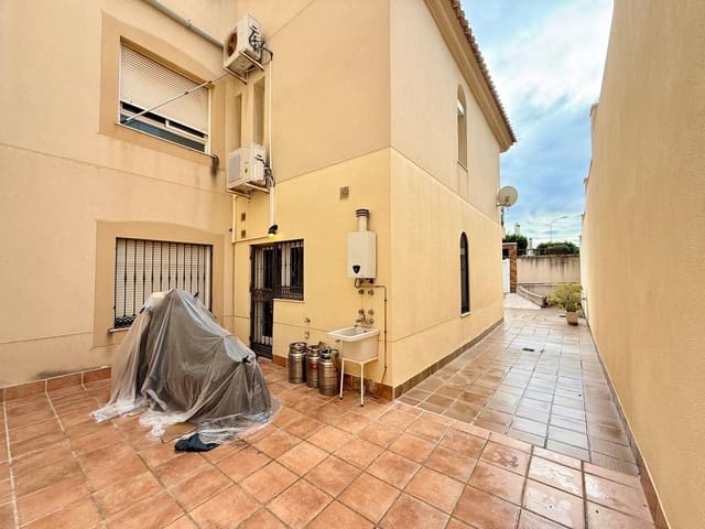 4 makuuhuone Huoneisto myytävänä paikassa Aguadulce (Almeria), Roquetas de Mar mukana uima-altaan - 299 000 € (Ref: 9468562)