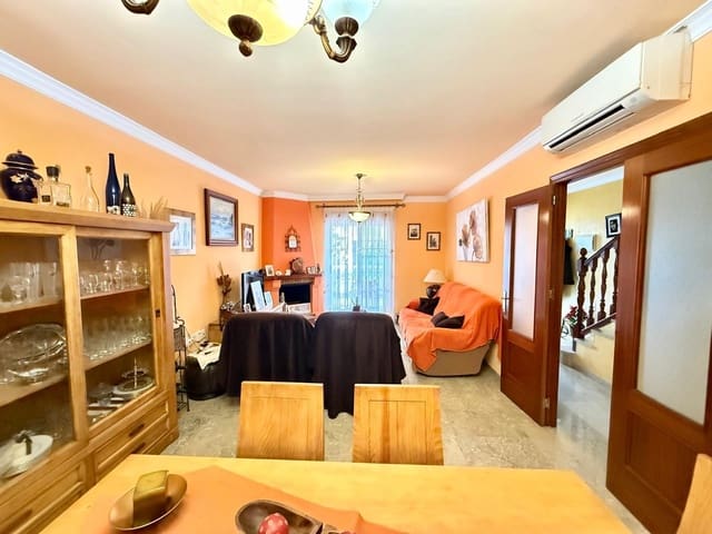 4 camera da letto Villetta a Schiera in vendita in Almería città con garage - 440.000 € (Rif: 9468563)