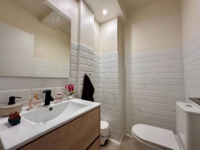 5 slaapkamer Rijtjeshuis te koop in La Envía Golf, Vícar - € 270.000 (Ref: 9491589)