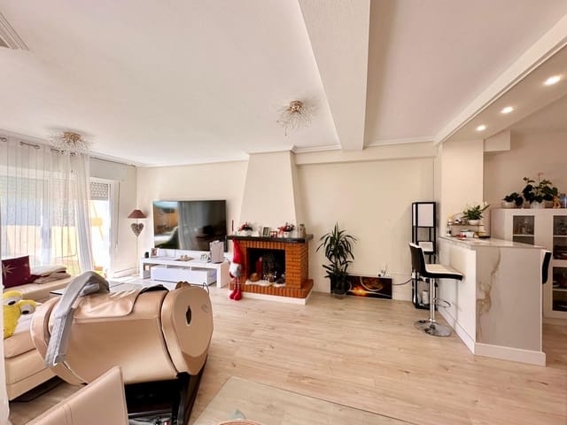 5 slaapkamer Rijtjeshuis te koop in La Envía Golf, Vícar - € 270.000 (Ref: 9491589)