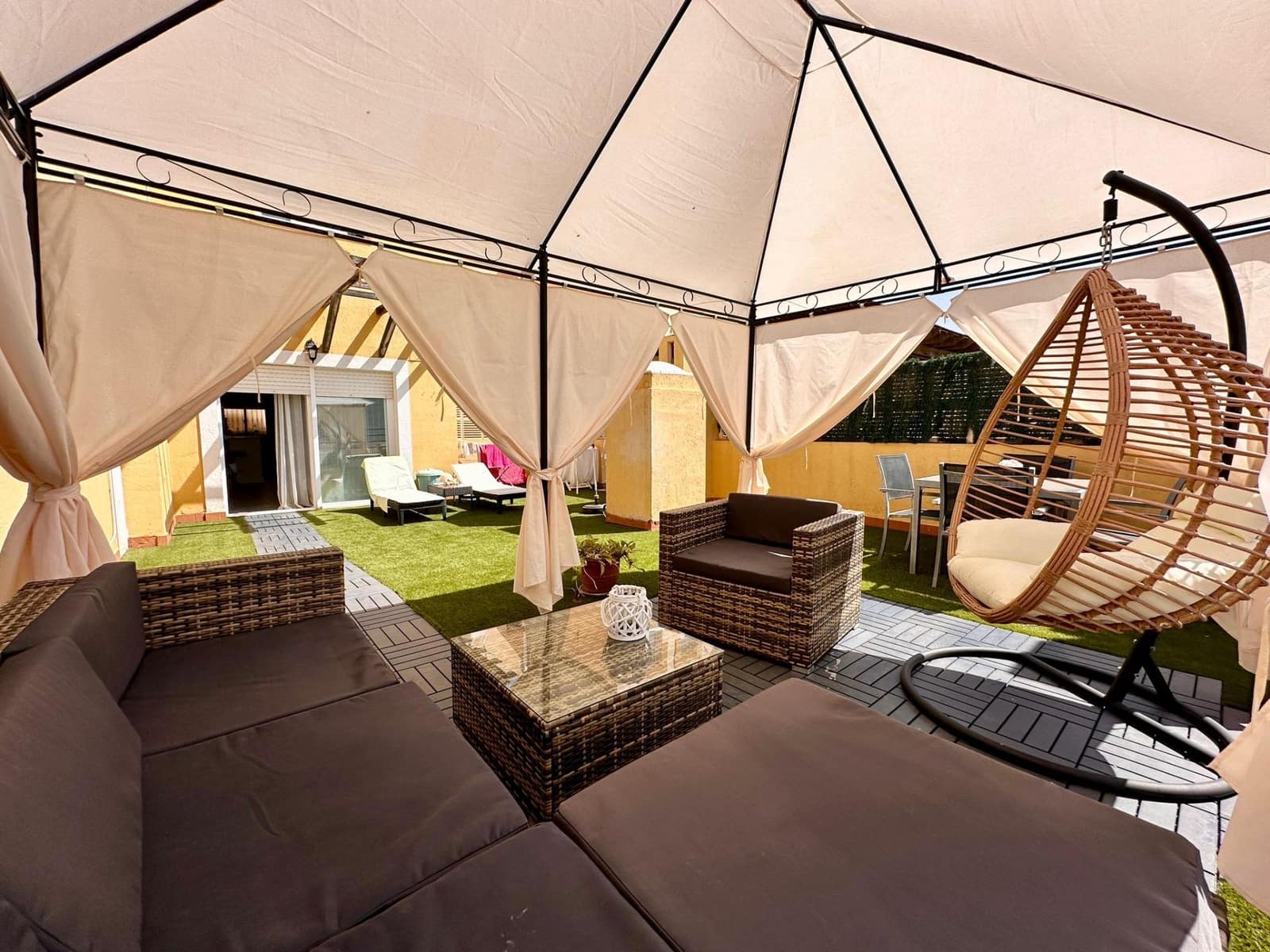 5 slaapkamer Rijtjeshuis te koop in La Envia Golf - € 270.000 (Ref: 9491589)