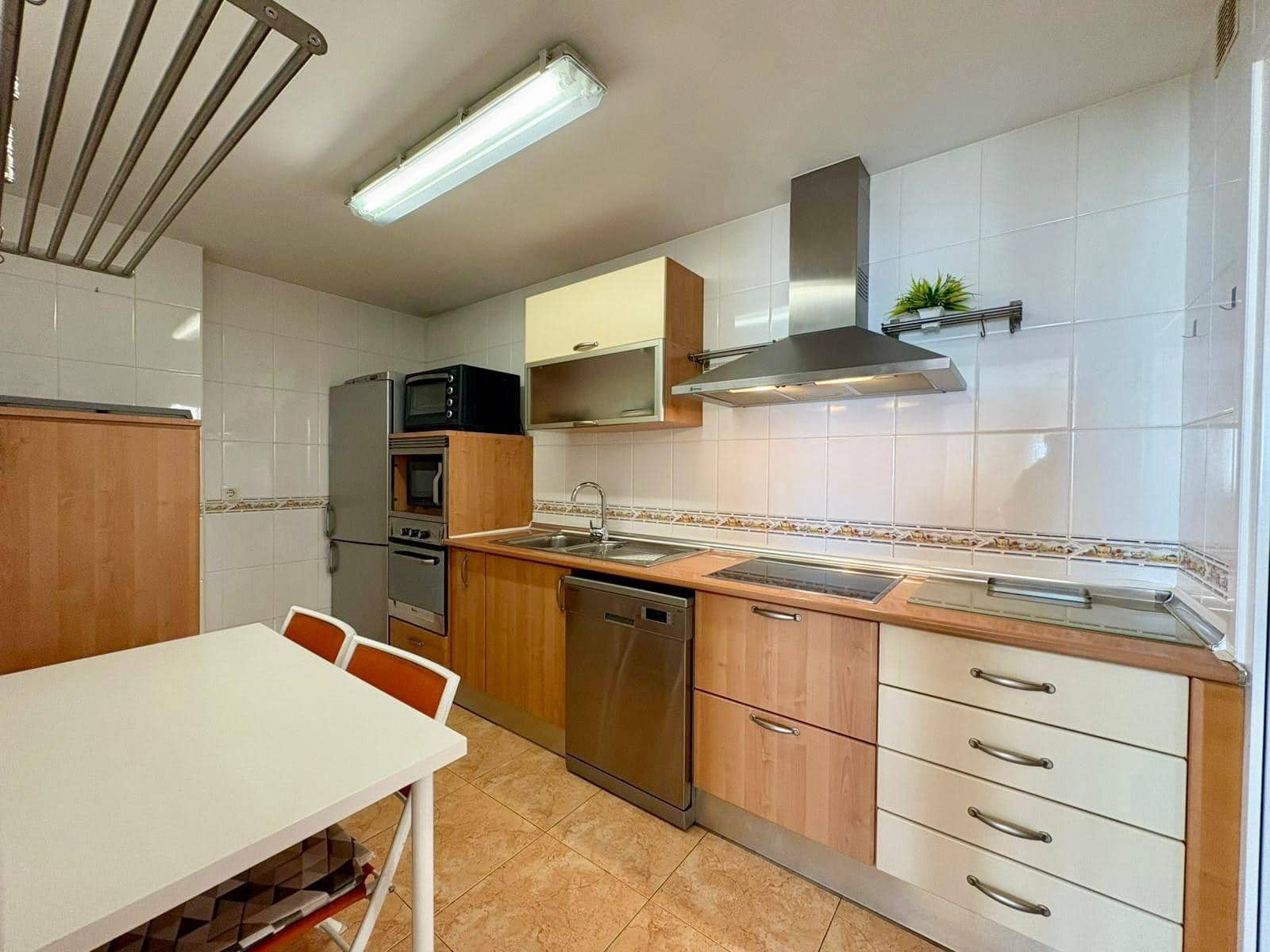 2 bedroom Flat for rent in Aguadulce (Almeria) with pool - € 750 (Ref: 9497525)