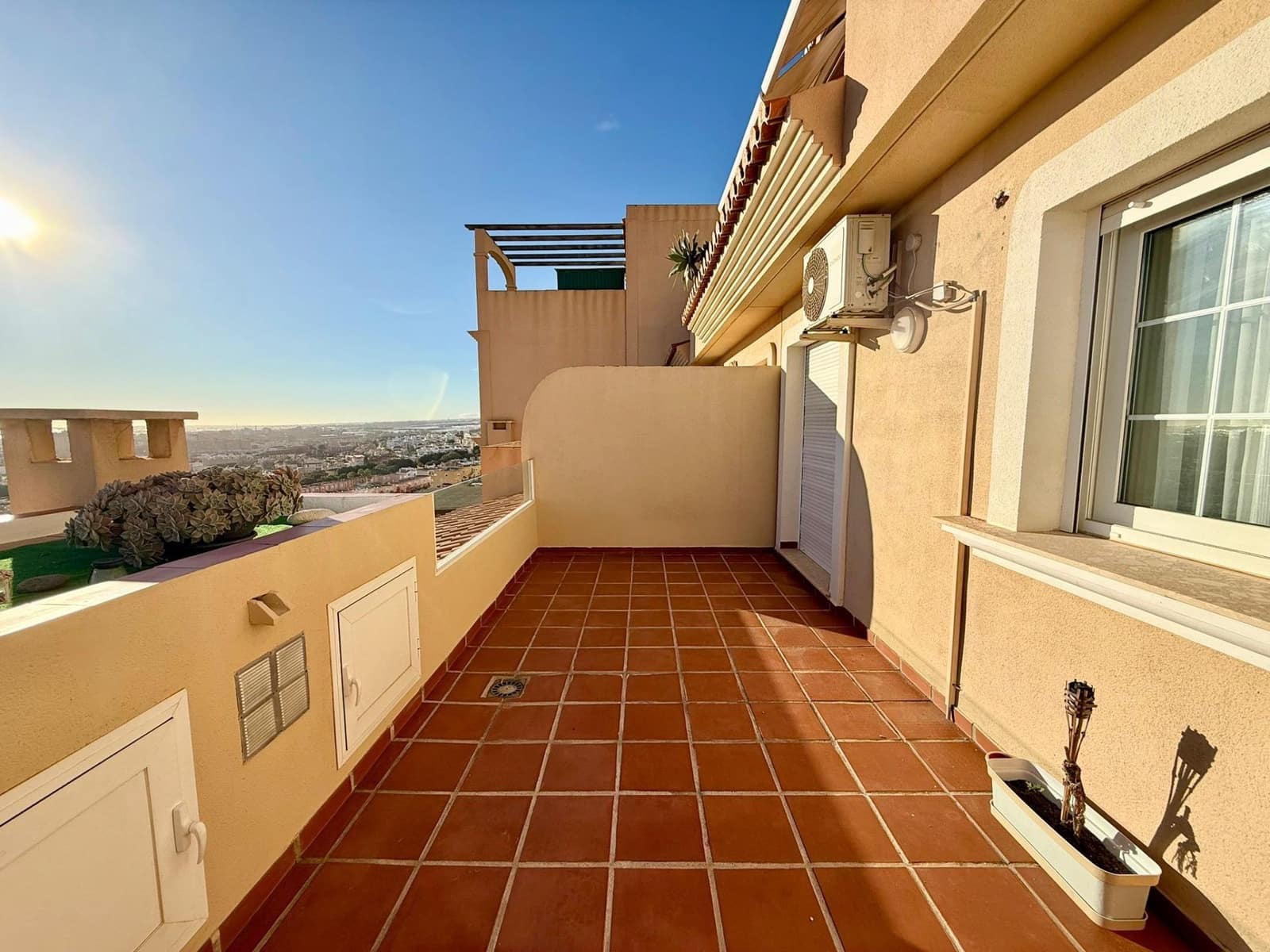 2 bedroom Flat for rent in Aguadulce (Almeria) with pool - € 750 (Ref: 9497525)