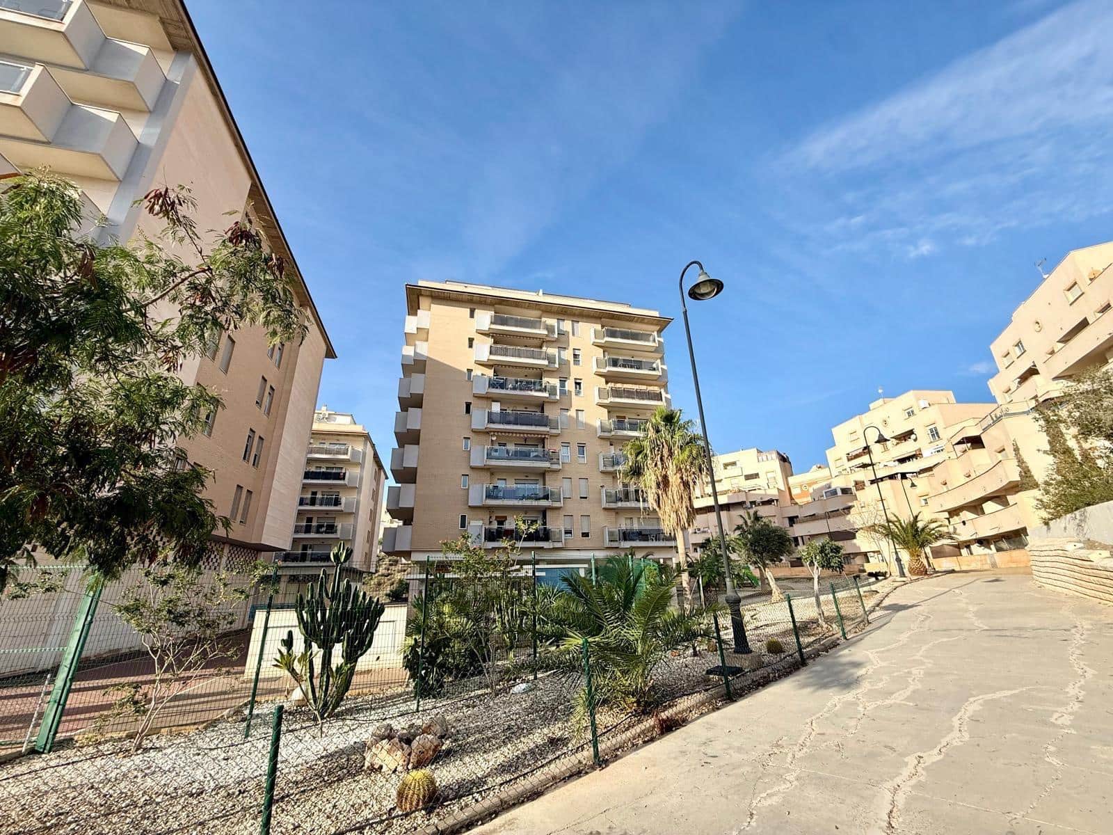 2 soveværelse Lejlighed til salg i Aguadulce (Almeria) med swimmingpool - € 148.000 (Ref: 9504443)