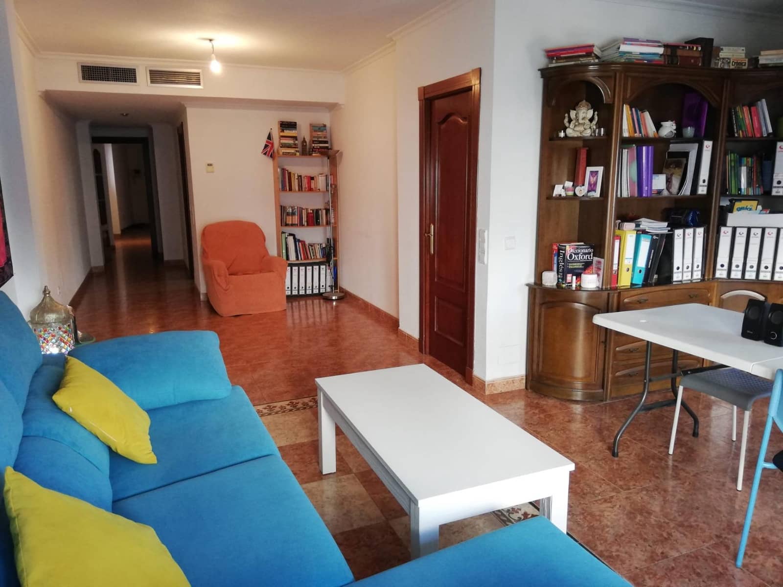 2 slaapkamer Flat te huur in Almeria stad - € 850 (Ref: 9504445)