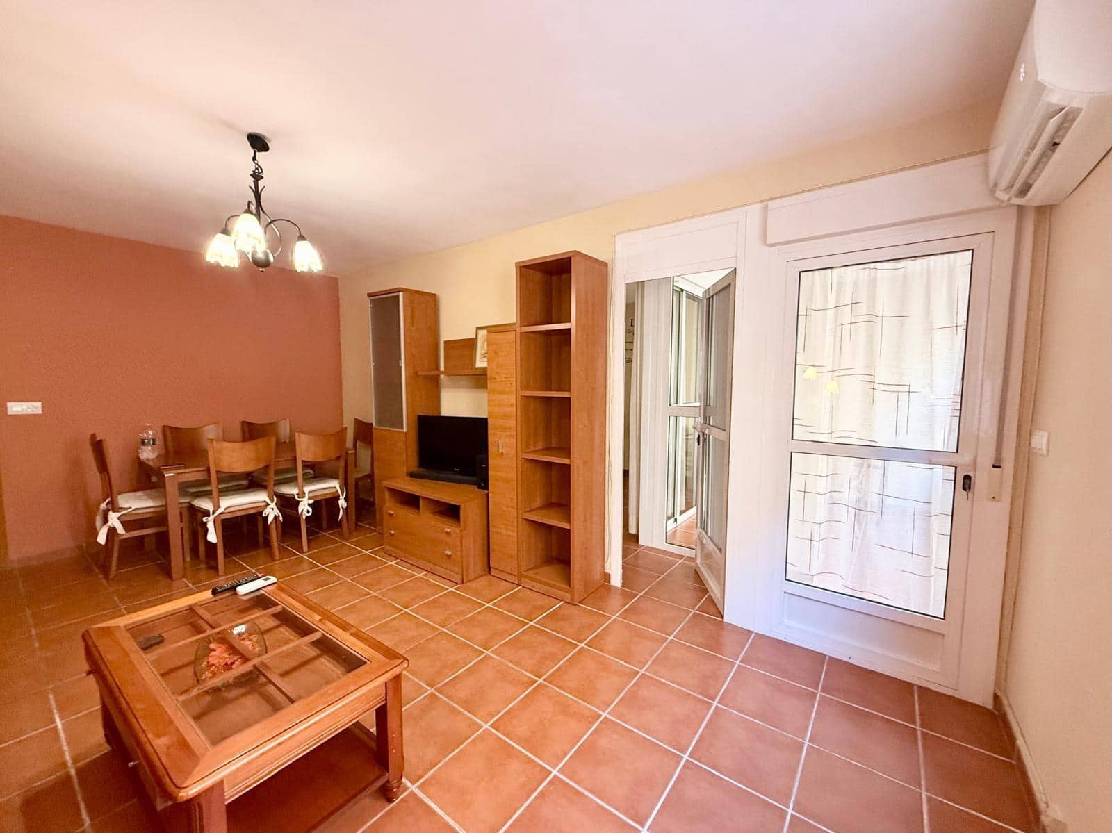 Piso de 3 habitaciones en Almería ciudad en venta - 229.000 € (Ref: 9513527)