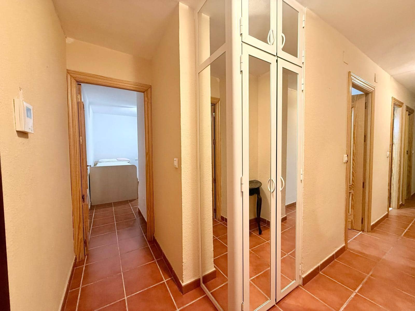 Piso de 3 habitaciones en Almería ciudad en venta - 229.000 € (Ref: 9513527)