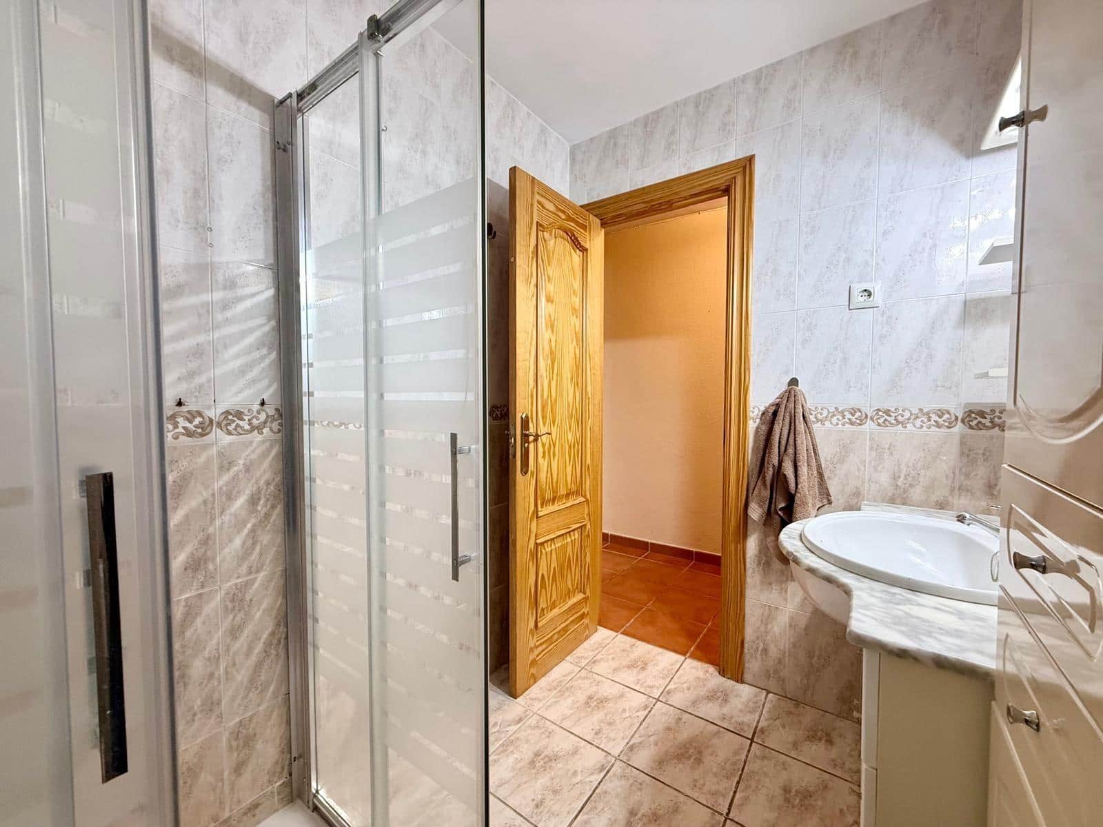 Piso de 3 habitaciones en Almería ciudad en venta - 229.000 € (Ref: 9513527)