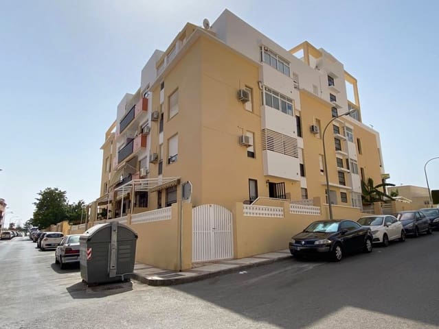 Appartement de 3 chambres à louer à Aguadulce (Almeria), Roquetas de Mar avec piscine - 750 € (Ref: 9524462)
