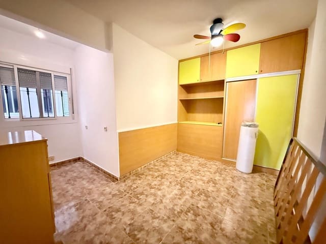 Appartement de 3 chambres à louer à Aguadulce (Almeria), Roquetas de Mar avec piscine - 750 € (Ref: 9524462)