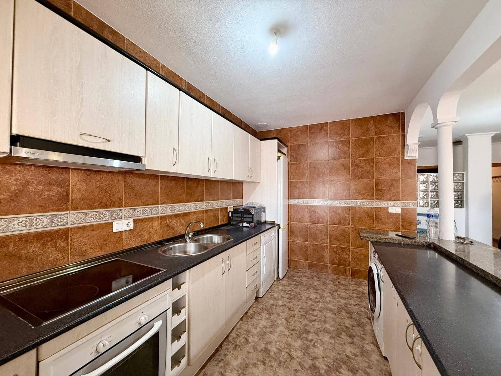 Piso de 3 habitaciones en Aguadulce (Almeria) en alquiler con piscina - 750 € (Ref: 9524462)