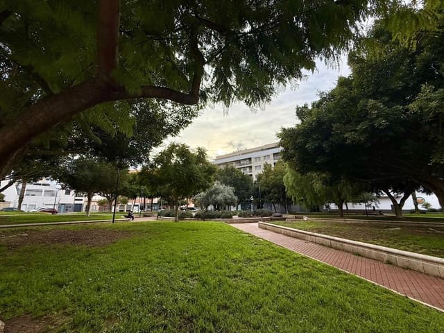 2 camera da letto Appartamento in vendita in Almería città - 200.000 € (Rif: 9527835)