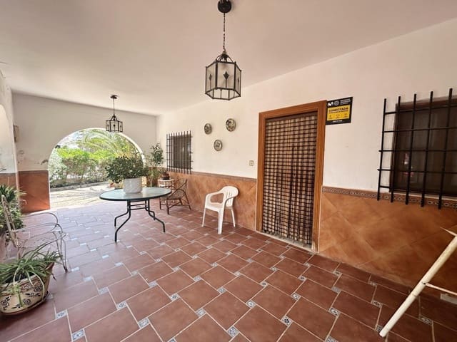 2 soveværelse Villa til salg i Retamar, Almería by med swimmingpool garage - € 350.000 (Ref: 9527836)