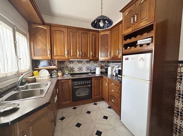 2 soveværelse Villa til salg i Retamar, Almería by med swimmingpool garage - € 350.000 (Ref: 9527836)