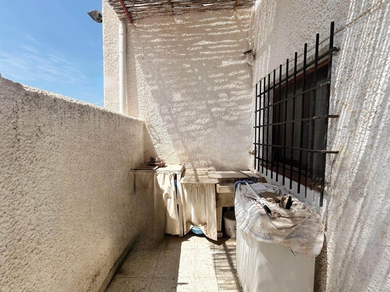 2 soveværelse Villa til salg i Retamar med swimmingpool garage - € 350.000 (Ref: 9527836)