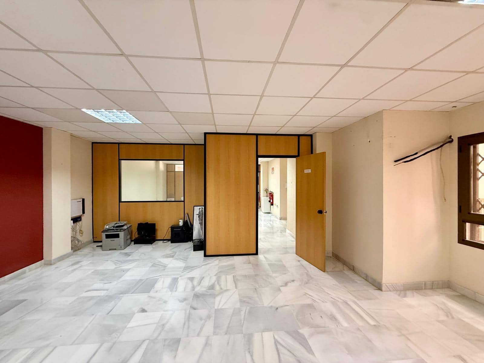 Office for rent in El Ejido - € 300 (Ref: 9541558)